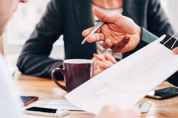 ủy quyền cho nhiều người