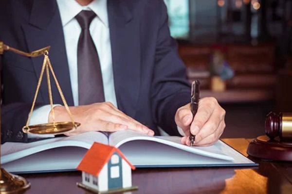 phí công chứng hợp đồng chia tách nhà đất