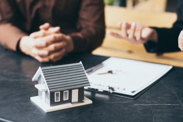 Tách thửa đất khi có nhà tạm