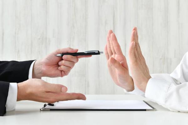 từ chối công chứng hồ sơ đất đai