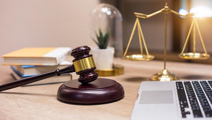 ủy quyền toàn phần