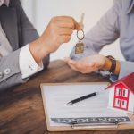 Công chứng hợp đồng mua bán tài sản đấu giá có tài sản là bất động sản xr:d:DAF9eszuSYQ:1,j:3629194839478356721,t:24022202