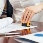 Công chứng bản dịch bằng lái xe quốc tế: Điều kiện và thủ tục cong-chung-1722227820508