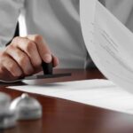 Công chứng bản dịch giấy khám sức khỏe theo tiêu chuẩn quốc tế xr:d:DAFutmtWFsI:14,j:3438906131398201584,t:23110108