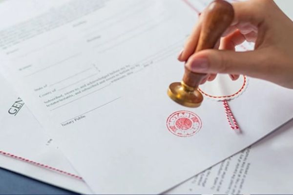 phân biệt công chứng và chứng thực