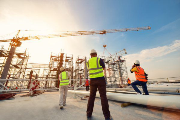 Công chứng hợp đồng thuê tài sản (mặt bằng, kho bãi): Cách bảo vệ quyền lợi cho bên thuê khi chủ nhà đổi ý