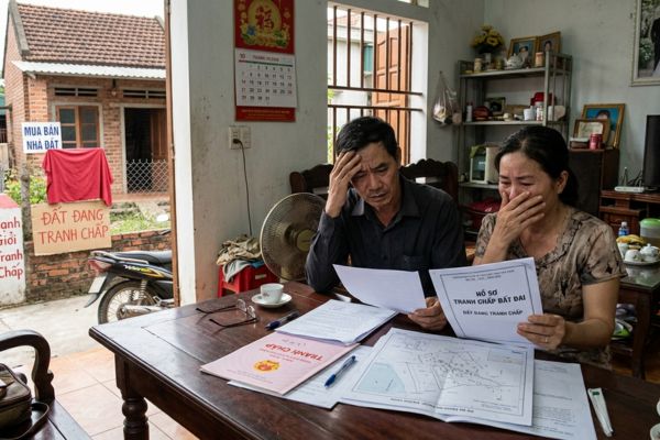 Khi mua nhà phát hiện đất đang tranh chấp: Xử lý thế nào?