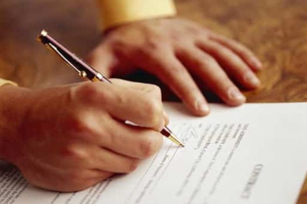 Tặng cho tài sản gắn liền với đất nhưng không tặng cho đất Có công chứng được không?
