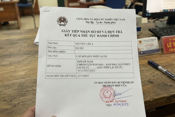 Chứng thực bản sao Giấy tiếp nhận hồ sơ và hẹn trả kết quả thủ tục hành chính